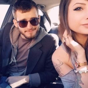 Profile picture - Lola Poppi and Riley Harvey