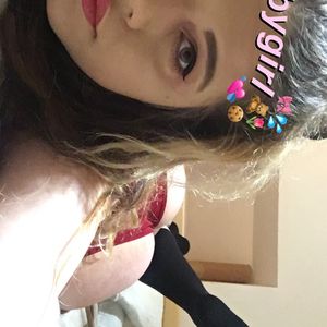 Profile picture - poppyswallows