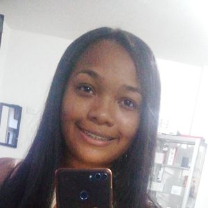 Profile picture - Vera Purple