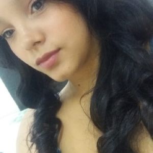 Profile picture - Mia Scott