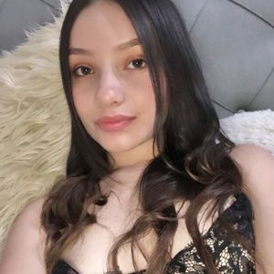 Profile picture - Lily Miller