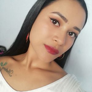 Profile picture - Lana Hills