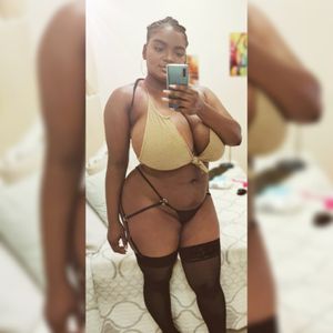 Profile picture - Valery Romero