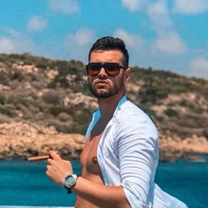 Profile picture - Damon Love