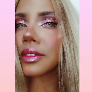 Profile picture - Mescaline_barbie