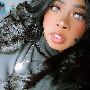 Profile picture - aria_brown