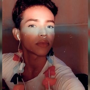 Profile picture - Summers Russo