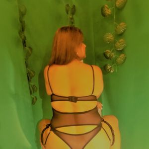 Profile picture - Samantha Pink