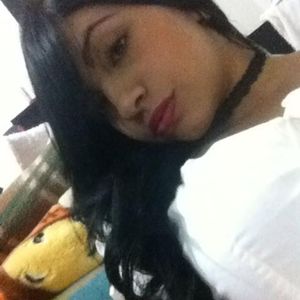 Profile picture - lily montes