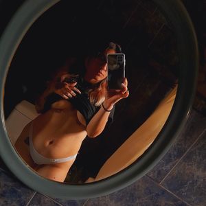 Profile picture - Mia