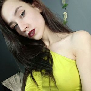 Profile picture - maroonheart