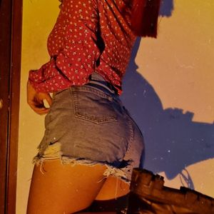 Profile picture - Ebris Ortiz