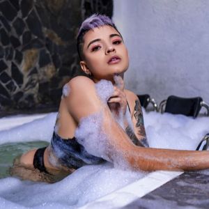 Profile picture - MiaBarton