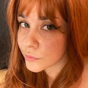 Profile picture - Mia