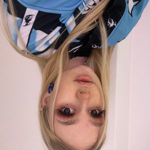 Profile picture - tinytaissa