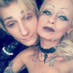 Profile picture - King Vladmir Vein amp Queen Adalaid Assphxia