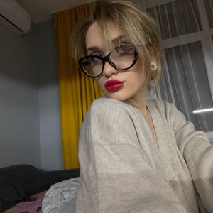 Profile picture - emma_bl