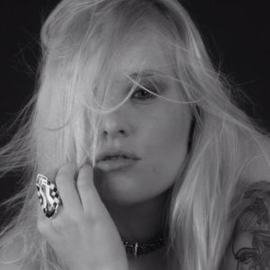 Profile picture - Kitty Honey Feet