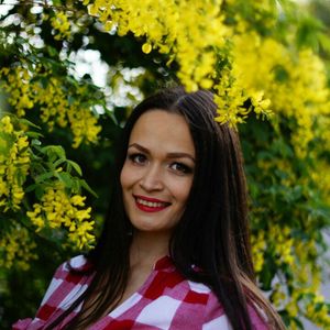 Profile picture - Mari
