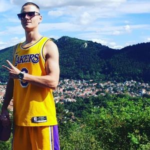 Profile picture - CoupleFrancis