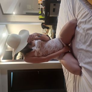 Model - Lexxy Grey cute