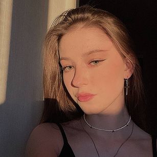 Model - monikacutie LOVENSE