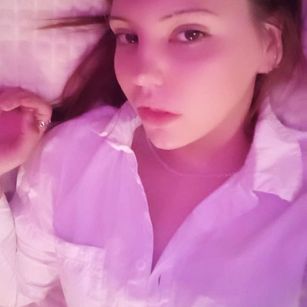 Model - Stacy beautiful