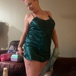 Model - AlexisToppFoxXx anal