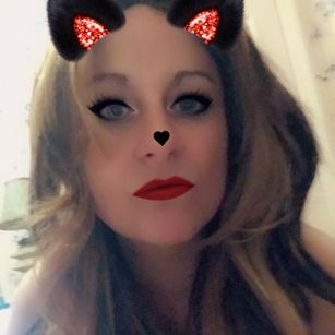 Model - AlexisToppFoxXx milf