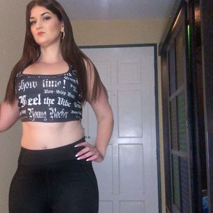 Model - Queen Isla CBT