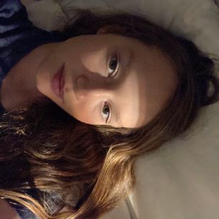 Model - Mia Michaels auburn