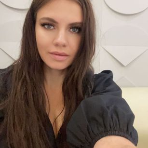 Model - Juliya heels