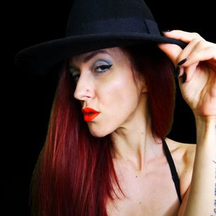 Model - Clara Domme findom