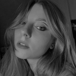 Model - Gabriel and Evelyn striptease