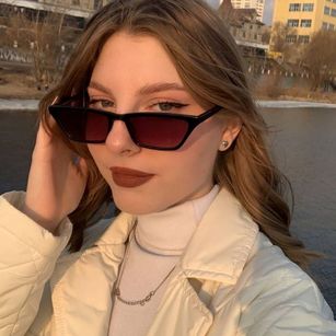 Model - Gabriel and Evelyn masturbation