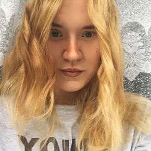 Model - Olivia Brawn sex