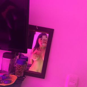 Model - Addison bigass