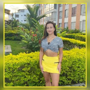 Model - maryline_w cum