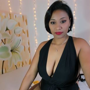 Model - tina_ferrer biglipspussy