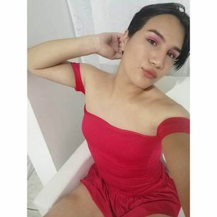 Model - fresitasalvaje latina