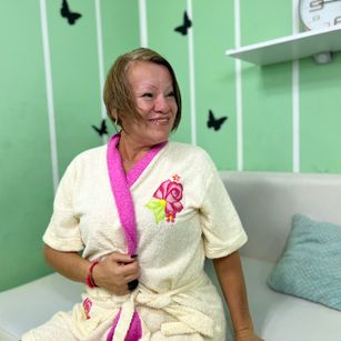 Model - Lara Ross dirty