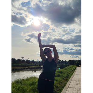 Model - Victoria Brown hairy