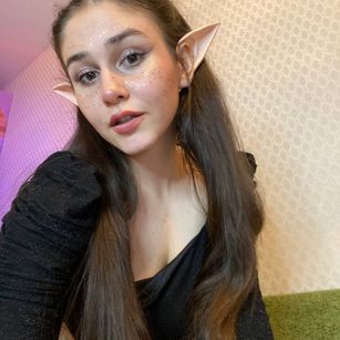 Model - Alisa bigboobs