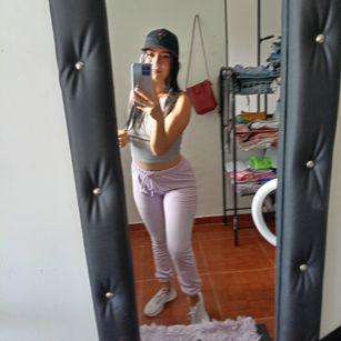 Model - Dayanis amor