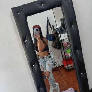 Model - Dayanis amistad