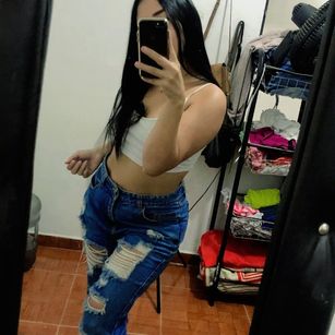 Model - Dayanis fetiche