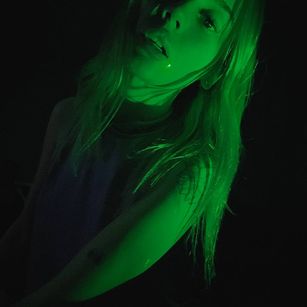 Model - Fiona natural