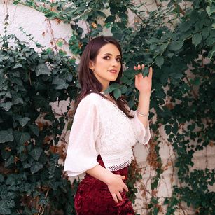 Model - HaylieDawson feet