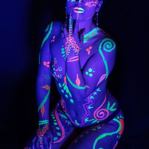 Model - KoralRoux spank