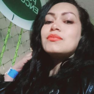 Model - AlejandraPretty sexy